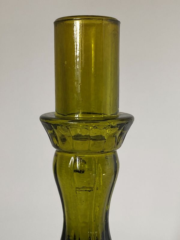 Vintage lysestake i grønt glass 