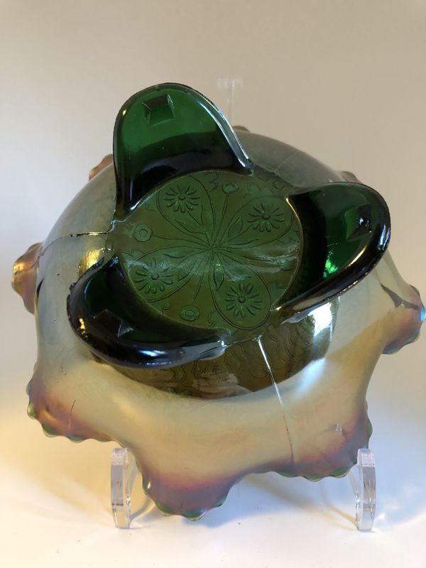 Carnival glass Fenton Dragon & Lotus 