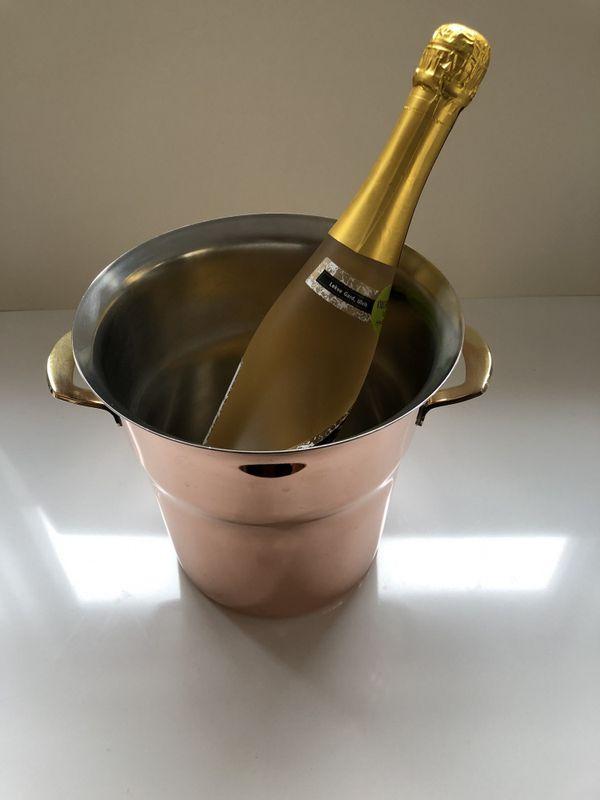 Champagnekjøler i kobber og stål