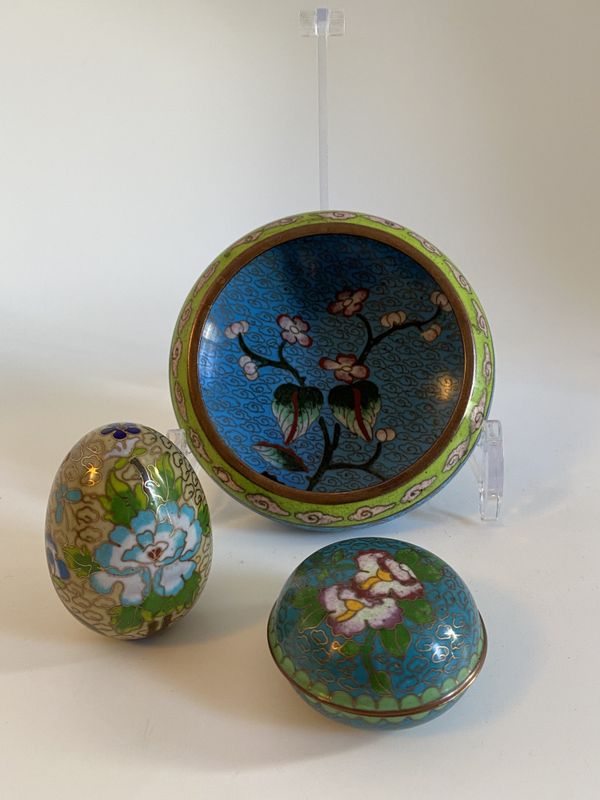 Miniatyrer cloisonné teknikk 