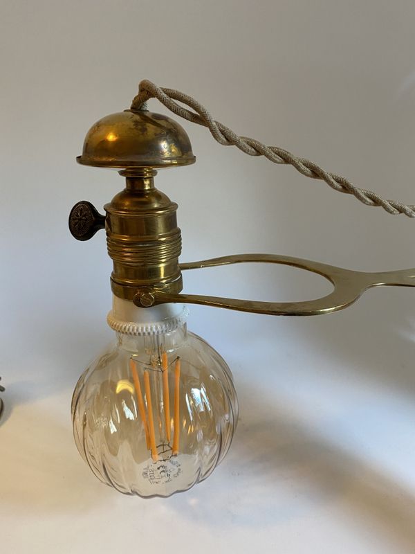 Antikk messinglampe 