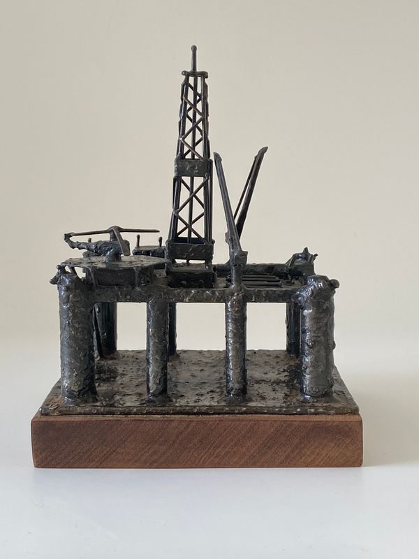 Modell av oljeriggen Deep Sea Saga 1975